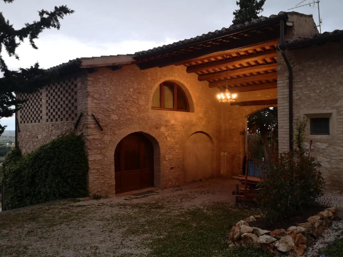 Corte Fratini Appartamenti تريفي المظهر الخارجي الصورة
